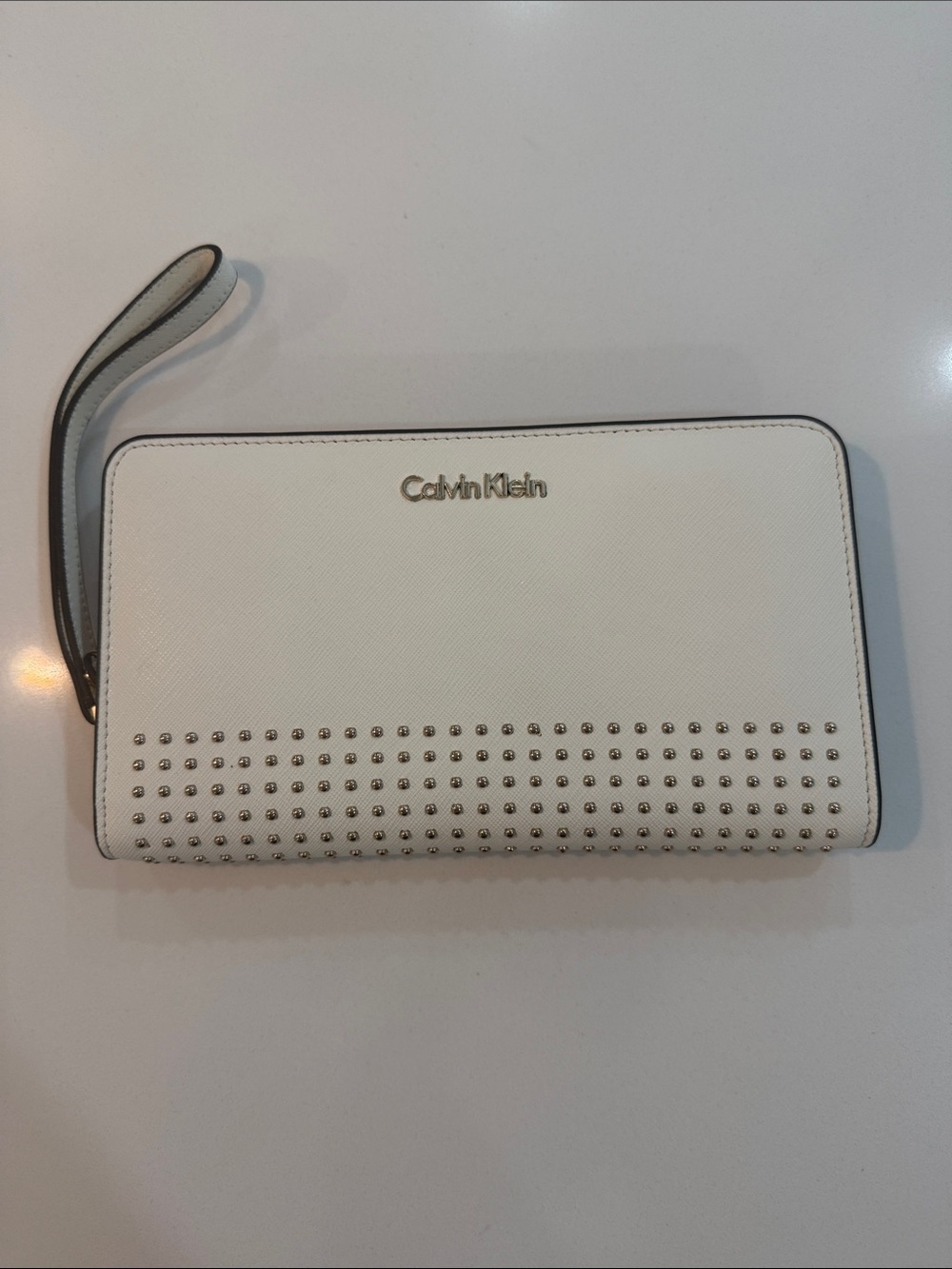 Calvin Klein White Studded Wristlet Clutch vintage Y2K ❤️